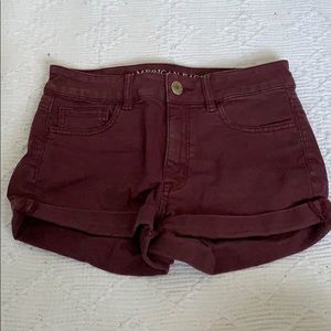 american eagle maroon shorts